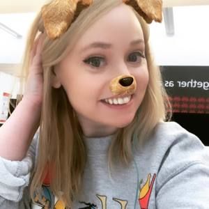 Meet your Posher, Caitlin